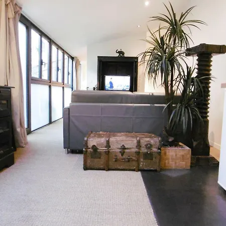 Loft Baron