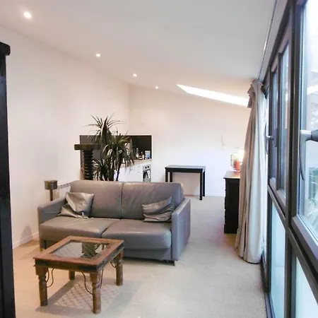 Loft Baron Bed & Breakfast Paris